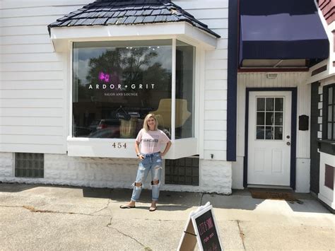 Michigan Hair Salon Planning To Reopen Friday Despite Stay Home Order