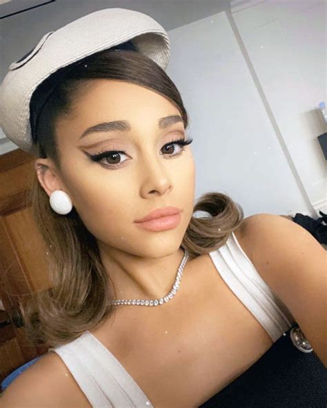 On positions, ariana shows her commitment and love for her boyfriend with her flexibility in trying to make their relationship work. Ariana Grande's 'Positions' Music Video Fashion: Pics