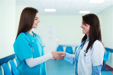Effective Communication Techniques For Nurses In Healthcare Teams