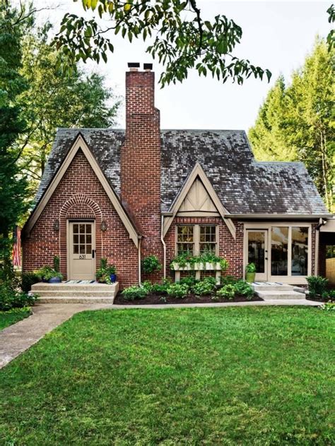 Curb Appeal Ideas From Across The Us Hgtv Brick Exterior House