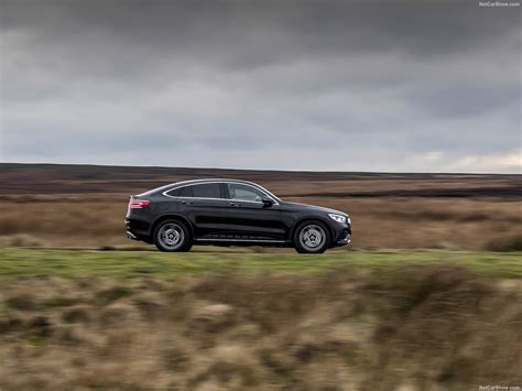 Striking proportions and elegant characteristics. Mercedes-Benz GLC Coupe UK (2020) - picture 27 of 62