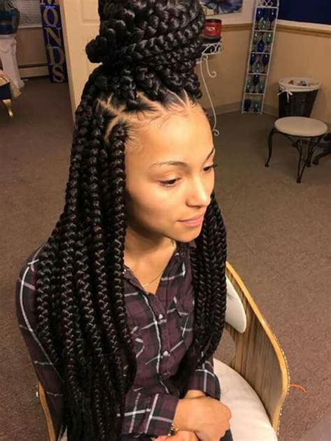 Styling box braids creates space for creativity because there are many interesting methods for each haircut to be unique. 123 Outstanding Box Braids Everybody Would Fall In Love ...