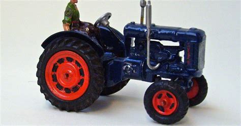 Collecting 20thc Rural Culture Farming Toys