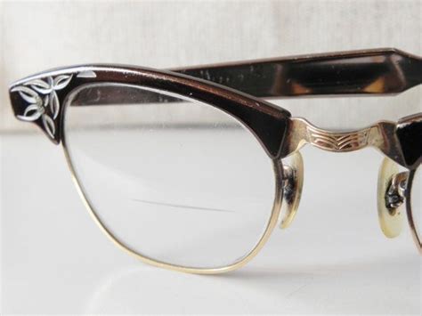 vintage aluminum etched cat eye eyewear frames by onemenagerielane 32 00 ooak jewelry eyewear