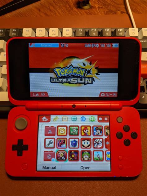 New Nintendo 2ds Xl Pokeball Edition Video Gaming Video Game Consoles
