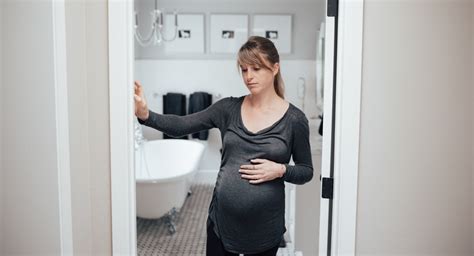 Frequent Urination Pregnancy What It Means And What To Do About It