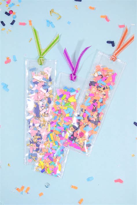 Make Your Own Confetti Bookmarks Bookmarks Diy Kids Bookmarks