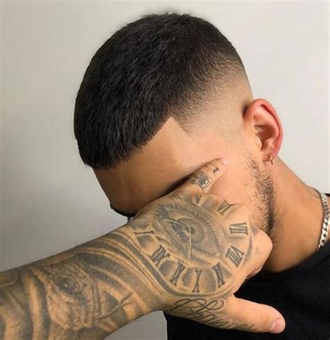 Presence or absence of hair on the head of men is a crucial issue today. 40+ Most Popular Haircuts for Men for 2020 - Lead Hairstyles