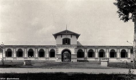Last minutes juga mempunyai bassist wanita iaitu syakila. Kumpulan Foto Jakarta Tempo Dulu yang Bikin Rindu ...