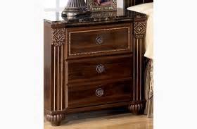 Deep dark red finish with replicated mahogany grain. Gabriela Poster Bedroom Set from Ashley (B347) | Coleman ...