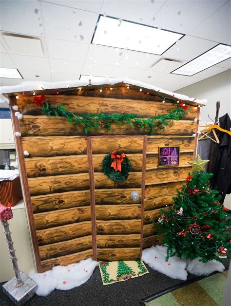 Christmas Cubicle Decorating Contest Rules