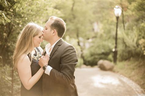 12 flattering ways to photograph couples photographer couples