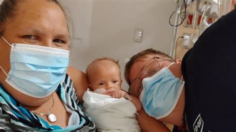 Sask Woman Gives Birth Within Hours Of Finding Out Shes 34 Weeks