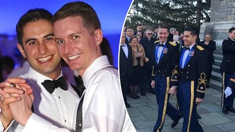 Two Us Army Captains Have Become The First Same Sex Couple To Marry At The Army Base Where They