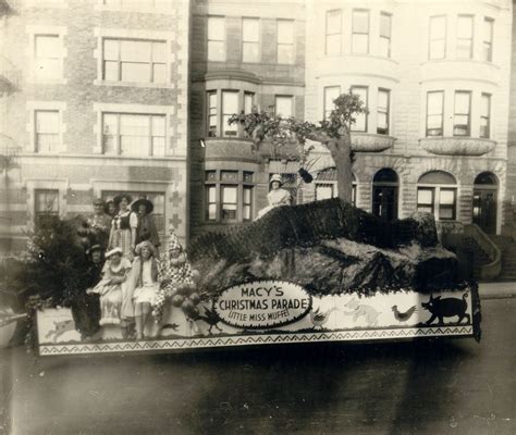 Check Out The Macy S Thanksgiving Day Parade Floats From 1924 To Today Thanksgiving Day Parade