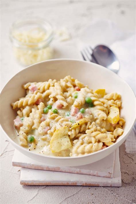 Macaroni met ham en veel groenten Recepten