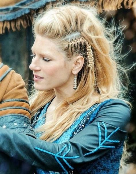 Video tutorials for hairstyles inspired by game of thrones, vikings, ouat, the hunger games, and more! Lagertha in 2019 | Lagertha hair, Viking hair, Viking ...