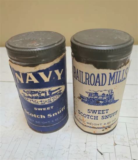 NAVY AND RAILROAD Mills Sweet Scotch Snuff Tins 4 65 Oz Size Helme