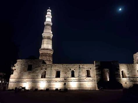 Watch The Qutub Minar Glow Like A Firefly At Night Lbb