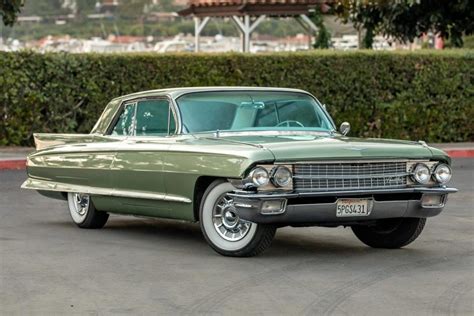 1963 cadillac coupe de ville & 1964 cadillac de ville convertible (14481410905).jpg 4,592 × 3,056; Modified 1962 Cadillac Coupe DeVille for sale on BaT ...