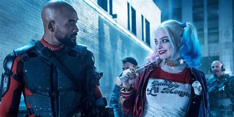Ayer Cut Suicide Squad Image Shows Deleted Harleydeadshot Kiss