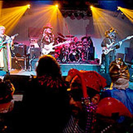 Mardi gras in new orleans has something for everyone. The Radiators online-music of 02/25/2006, Private Mardi ...