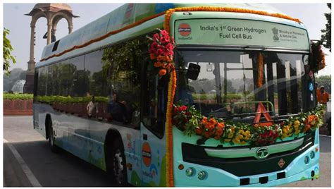 Indias First Green Hydrogen Run Bus By Ioc Indian Oil Company