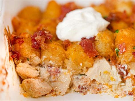 Chicken ranch tater tot casserole. Chicken Bacon Ranch Tater Tot Casserole Recipe - Dinner ...