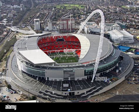 Wembley Stadium High Resolution Stock Photography And Images Alamy