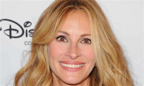 Julia Roberts Ive Risked My Career By Not Having Cosmetic Surgery