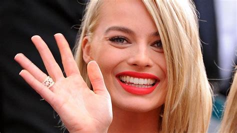 Focus Star Margot Robbie Has Sticky Fingers Fox News Video