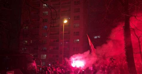 Fck Fans Feiern Derbysieg Polizei Ermittelt Kaiserslautern Die Rheinpfalz