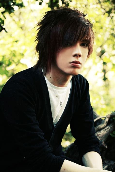 40 Cool Emo Hairstyles For Guys Creative Ideas Hot Emo Boys Cute