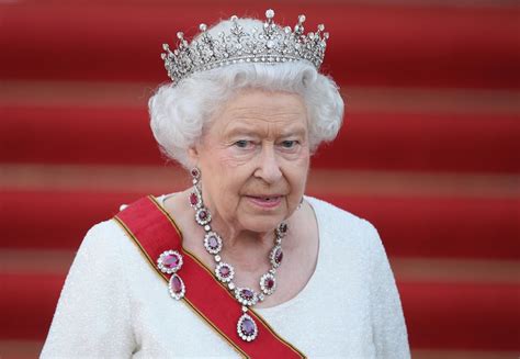 Reina Isabel Ii Y Los 6 Eventos Que Pusieron Al Borde De La Muerte La