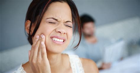 Jaw Clenching And Grinding How To Treat Jaw Pain Live Better