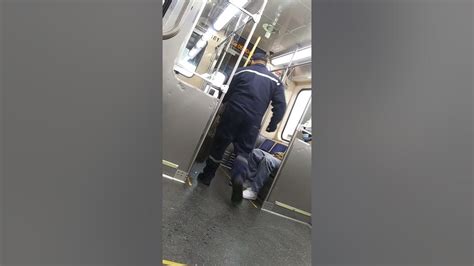 Passenger Argues With Cta Train Operator Youtube