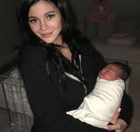 Caitlyn Jenner Shares Unseen Snaps Of Kylie Jenner And Daughter Stormi On Mothers Day Gossie