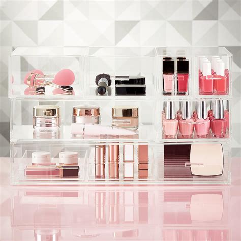 Make your bathroom feel open and organized again with these small bathroom storage ideas. Bathroom Storage, Bath Organization & Bathroom Organizer ...
