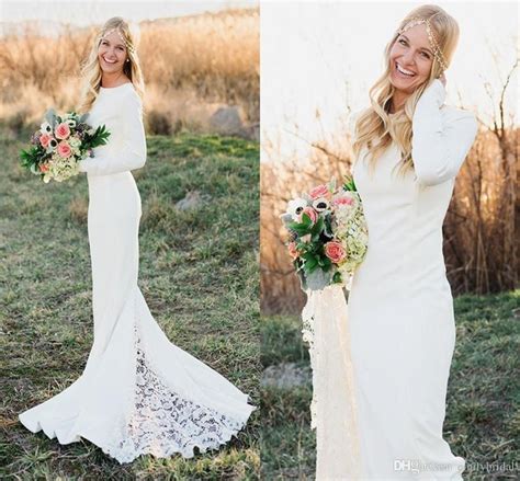 Outdoor Winter Wedding Dresses Stay Warm And Look Incredible Fashionblog