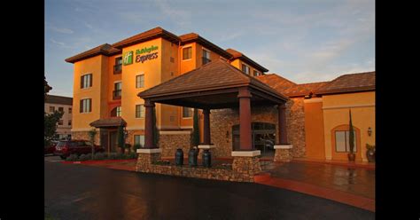Najděte na tripadvisoru recenze cestovatelů na nejlepší restaurace v el dorado hills, kalifornie a vyhledávejte podle ceny, polohy a dalších parametrů. Holiday Inn Express Hotel & Suites El Dorado Hills $106 ...