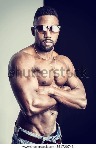 African American Bodybuilder Man Naked Muscular Stock Photo 551720743
