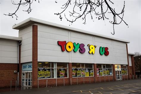 The management was absolutely amazing, always willing to help and were always very connected with all employees. Toys 'R' Us Could Be Coming Back | Complex