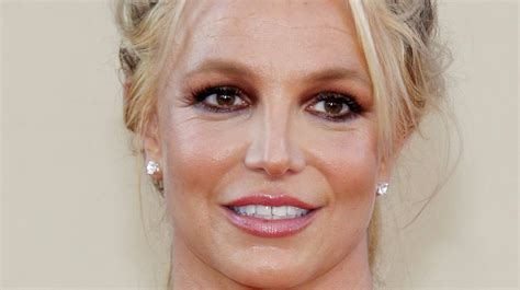 The Scary Reason Britney Spears Lost The Use Of Her Lower Body