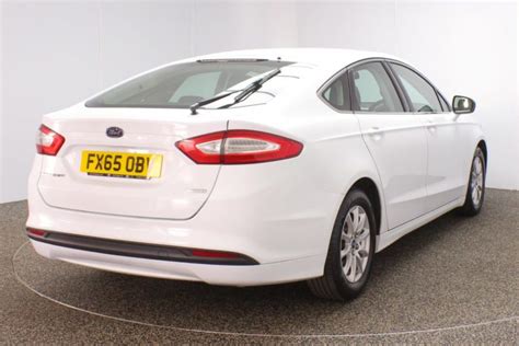 Used 2015 White Ford Mondeo Hatchback 10 Titanium Econetic Tdci 5dr