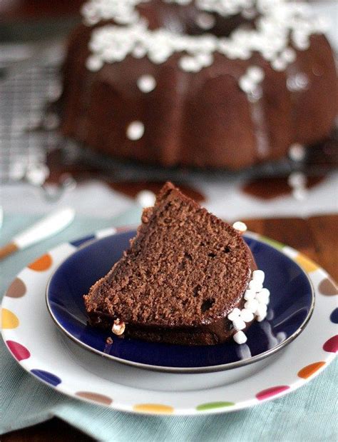 Usually i don't do two back to back dessert recipes. Hot Chocolate Bundt Cake | Cookies and Cups | Portillos chocolate cake recipe, Chocolate bundt ...