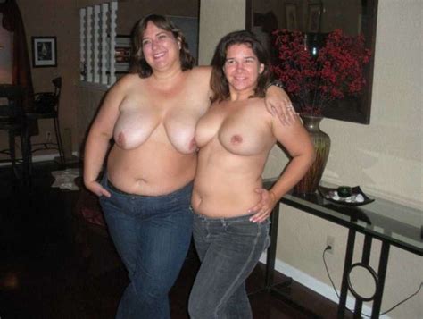 Chubby Girls Topless In Jeans Plaisir Com