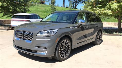 2020 Lincoln Aviator Hybrid Vs Gasoline Only Heres The Difference