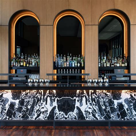 Pin De Zeynep Yaman En Restaurant And Bar Diseño De Barra De Bar