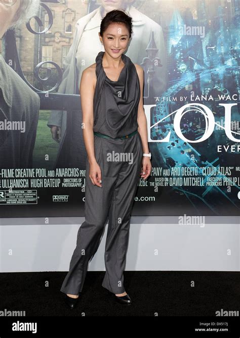 Actress Xun Zhou Premiere Of Cloud Atlas At Grauman S Chinese Theatre Featuring Actress Xun