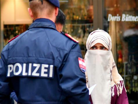 austria to expel dozens of imams shut down radical mosques